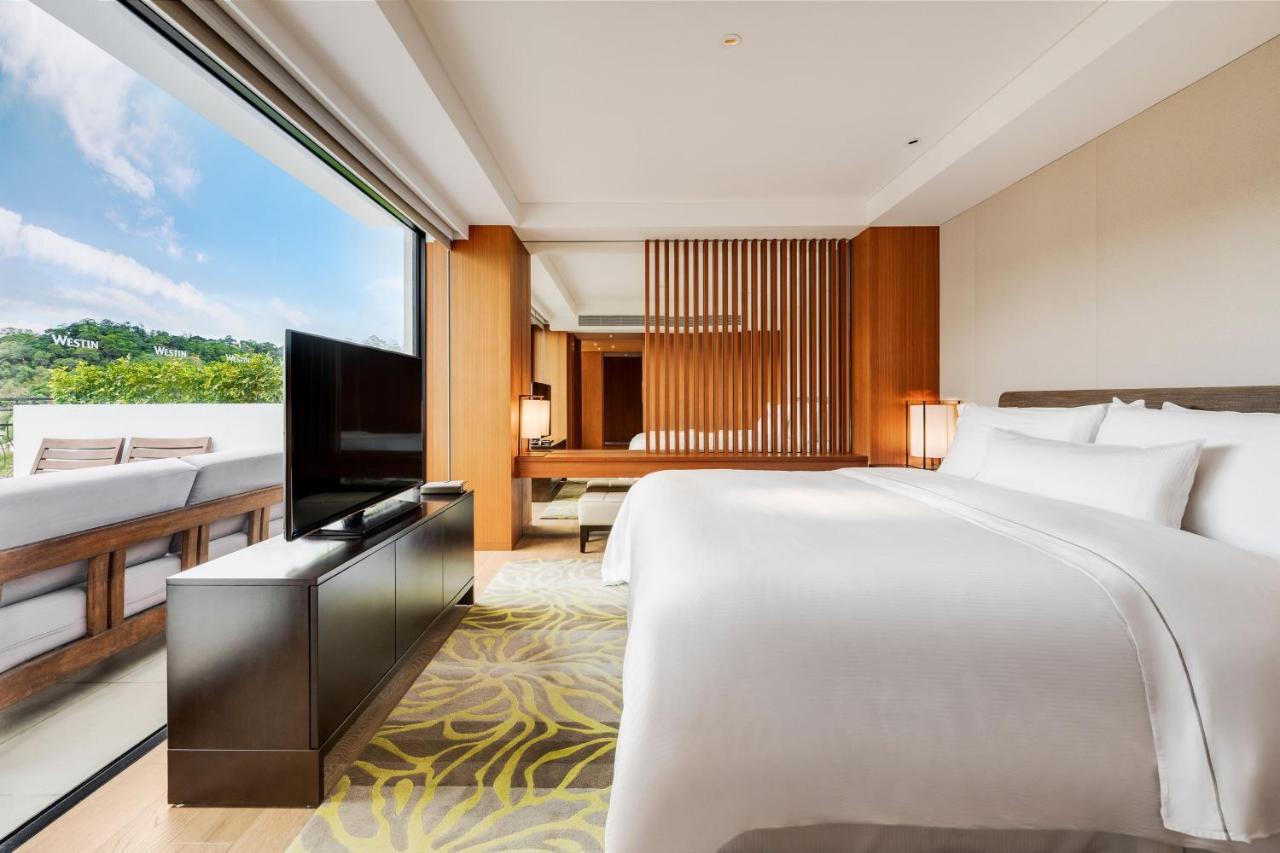 The Westin Tashee Resort, Taoyuan Daxi Exterior foto A bedroom at the hotel
